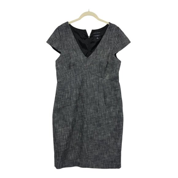 Banana Republic Grey VNeck Textured Cap Sleeve Sheath Dress size 14 - Picture 1 of 15
